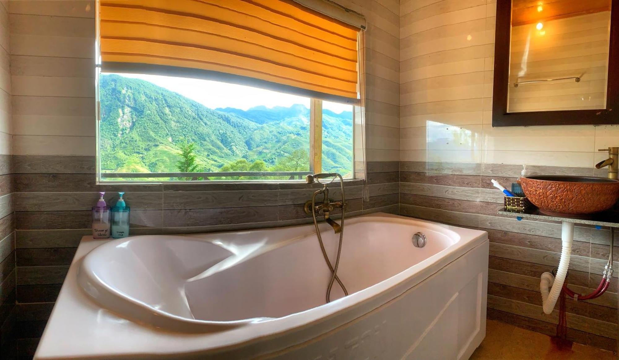 La Rosa House Bed & Breakfast ซาปา ภายนอก รูปภาพ